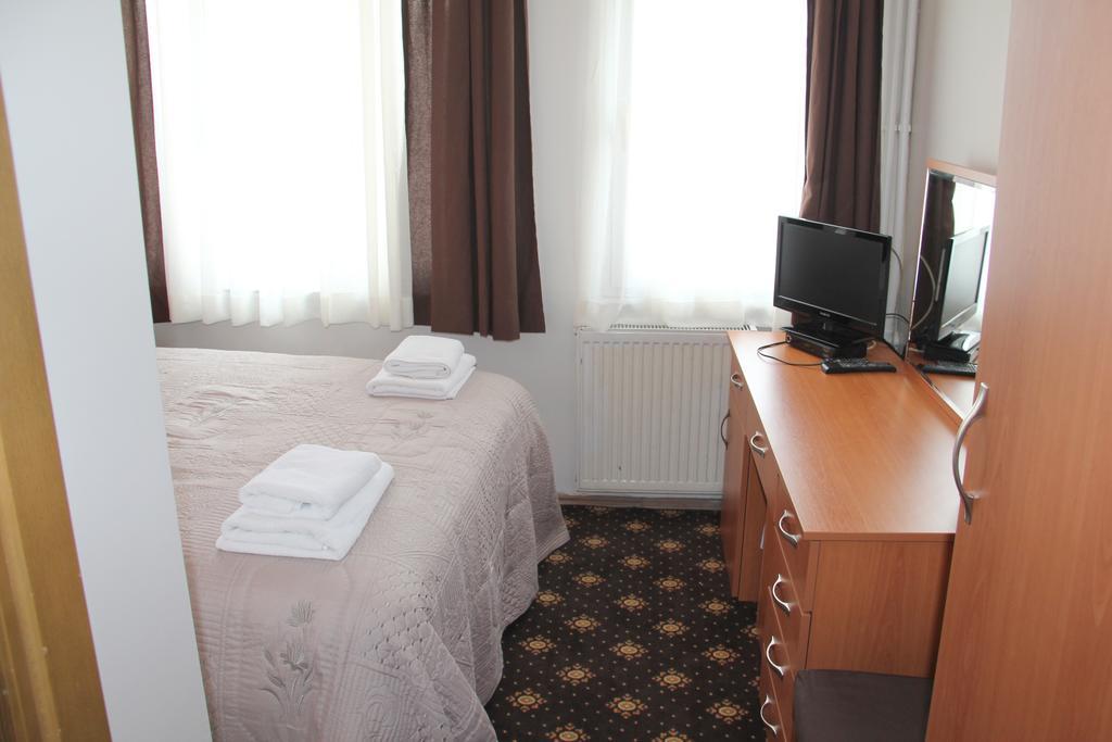 Akdeniz Hotel Istambul Extérieur photo
