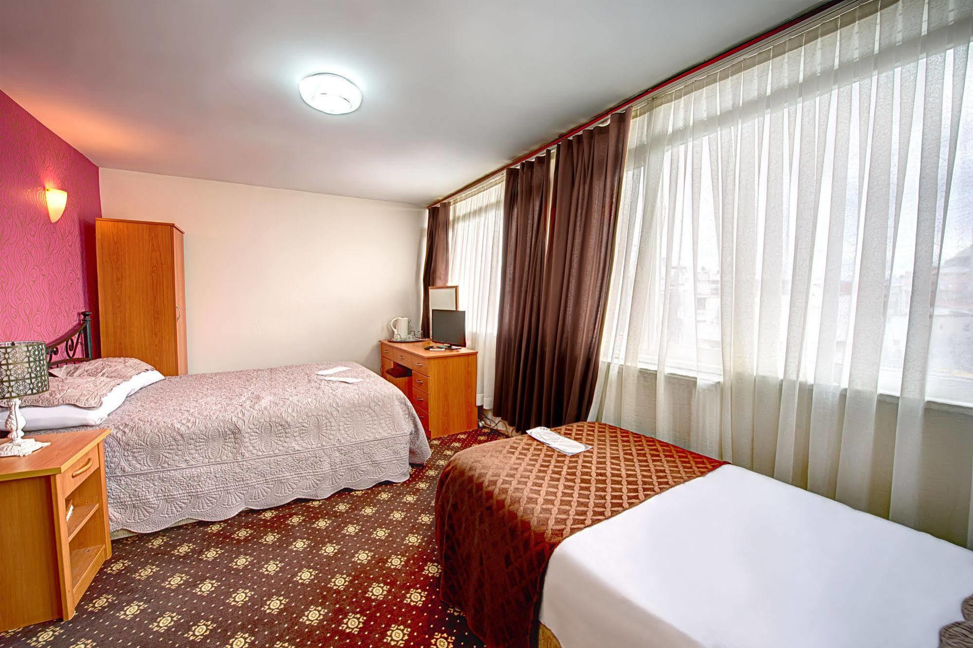Akdeniz Hotel Istambul Extérieur photo